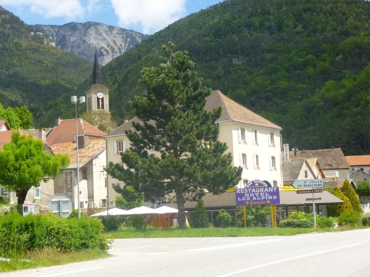 Hotel Restaurant Les Alpins Saint-Julien-en-Beauchêne Exterior foto